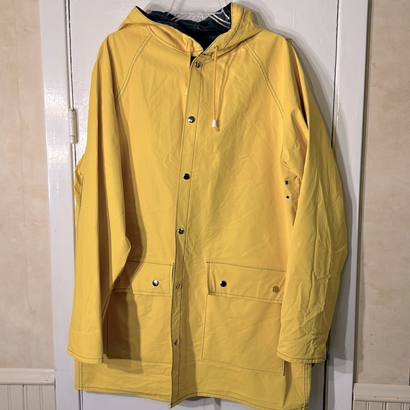 Acadia Jackets & Coats Yellow Raincoat Size Large Reversible Green